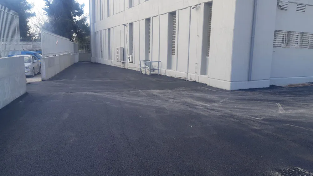 Τηλεπικοινωνιακά κτίρια